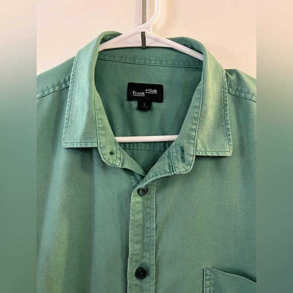 Frank + Oak Button Down Short Sleeve Men’s Shirt size Large - Picture 2 of 5